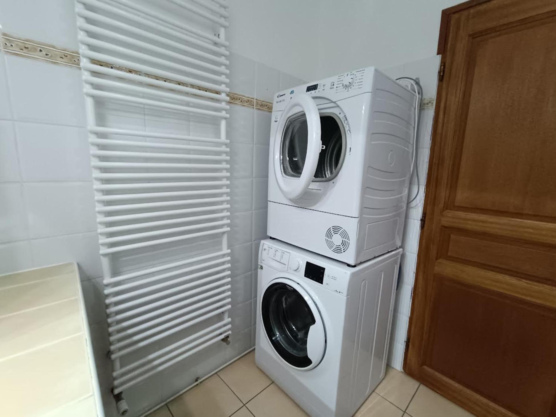 Le Petit Cerf, T3, Wifi, Cave Apartment Bagneres-de-Luchon Exterior photo